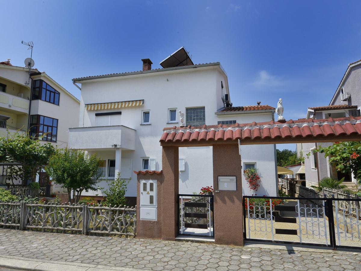 Sobe Ana Finida Hotel Porec Exterior photo